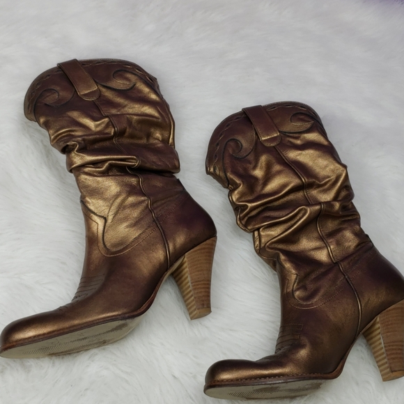 Jessica Simpson Shoes - Jessica Simpson gold cowboy boots size 9